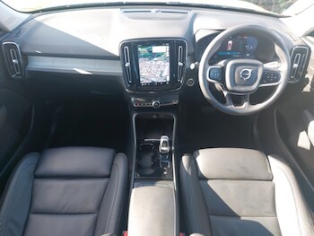 Used Volvo XC40 2024 for sale - 76786290: Photo