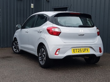 Used Hyundai i10 2025 for sale - 78660447: Photo