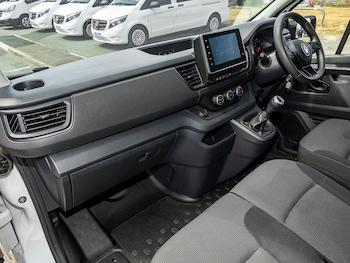 Used Renault Trafic 2024 for sale - 79397299: Photo