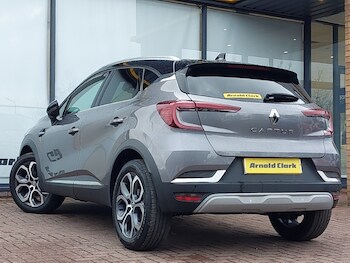 Used Renault Captur 2024 for sale - 77677593: Photo