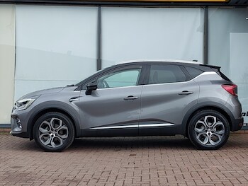 Used Renault Captur 2024 for sale - 77677593: Photo