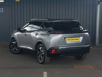 Used Peugeot 2008 2023 for sale - 78621476: Photo