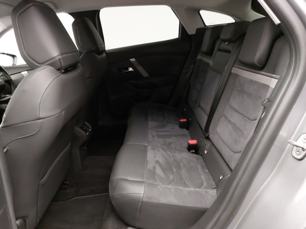Used Citroen C4 2023 for sale - 76195039: Photo 6