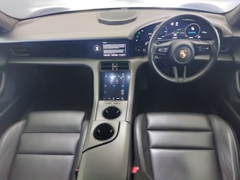 Used Porsche Taycan 2020 for sale - 77889877: Photo