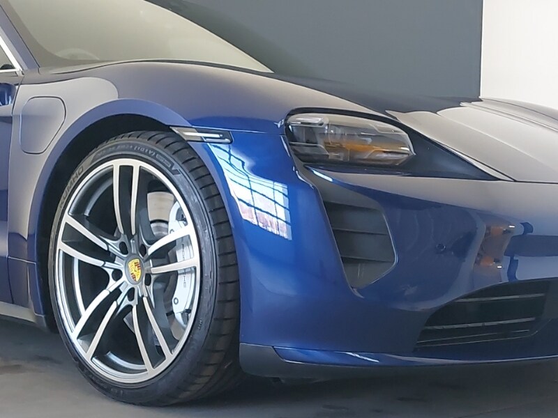 Used Porsche Taycan 2020 for sale - 77889877: Photo 9