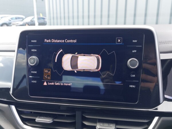 Used Volkswagen T-Roc 2022 for sale - 76212856: Photo 10