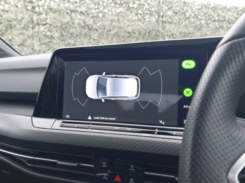 Used Volkswagen Golf 2023 for sale - 77949384: Photo 11