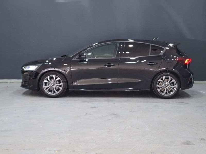 Used Ford Focus 2023 for sale - 77266295: Photo 4