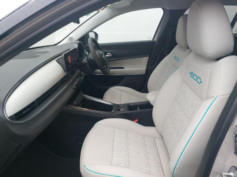 Used Fiat 600 2025 for sale - 76861340: Photo 5