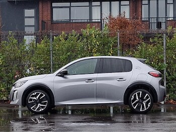 Used Peugeot 208 2025 for sale - 77449379: Photo