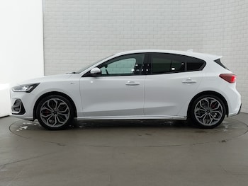 Used Ford Focus 2022 for sale - 76379339: Photo