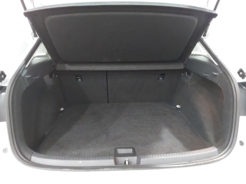 Used Volkswagen Taigo 2023 for sale - 77597172: Photo 8