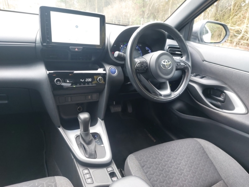 Used Toyota Yaris Cross 2023 for sale - 77987390: Photo 11