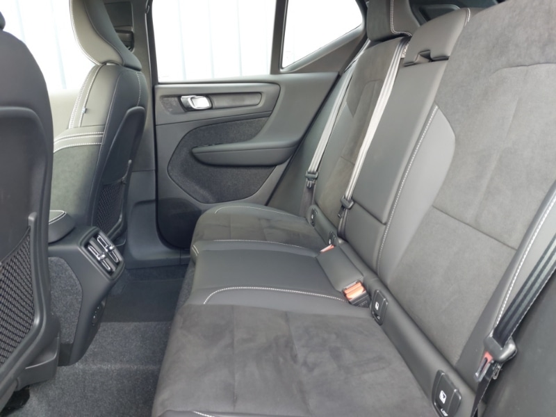 Used Volvo XC40 2025 for sale - 77242253: Photo 6