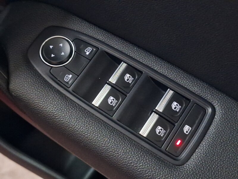 Used Renault Captur 2023 for sale - 77949710: Photo 12