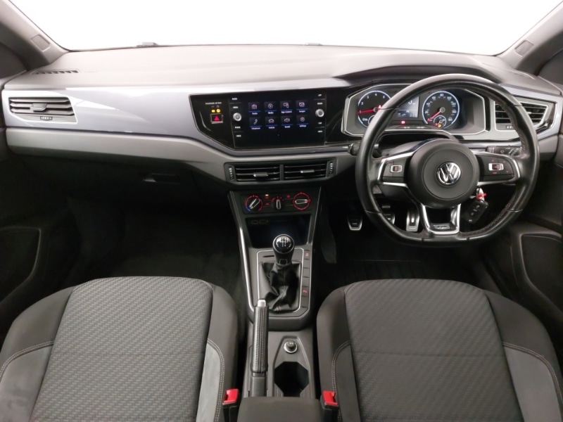 Used Volkswagen Polo 2019 for sale - 76720943: Photo 2