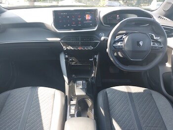 Used Peugeot 2008 2024 for sale - 79223593: Photo