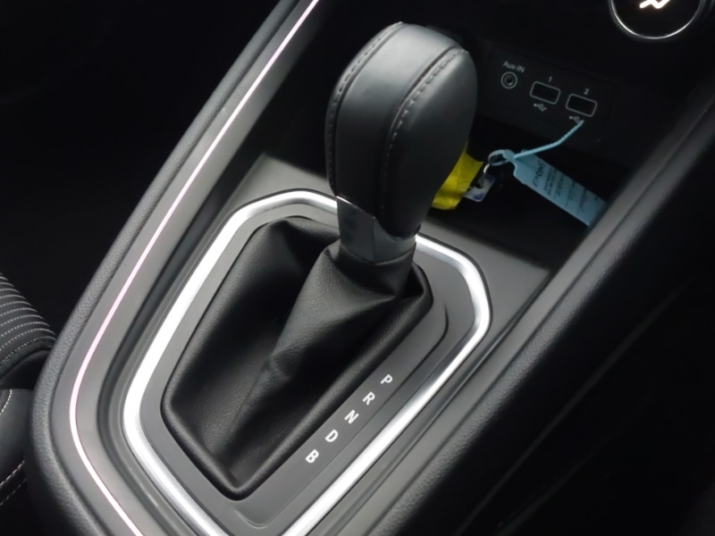 Used Renault Clio 2023 for sale - 77907312: Photo 10