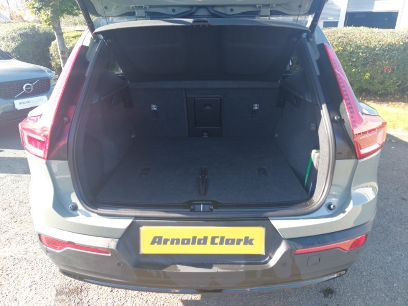 Used Volvo XC40 2024 for sale - 77924149: Photo 8