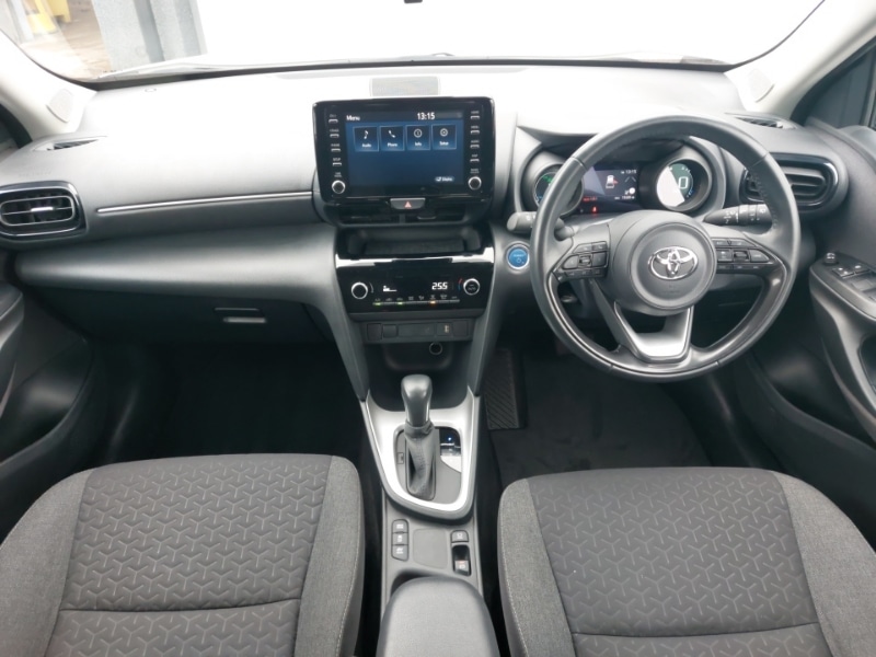 Used Toyota Yaris Cross 2022 for sale - 77500153: Photo 2
