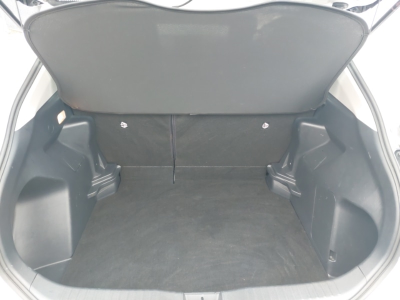 Used Toyota Yaris Cross 2022 for sale - 77500153: Photo 8