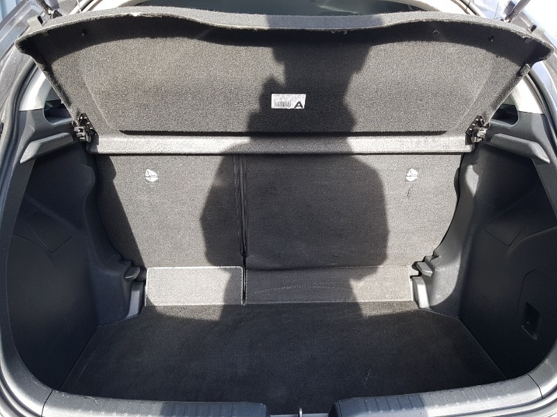 Used Mazda Mazda2 HYBRID 2024 for sale - 76437414: Photo 8