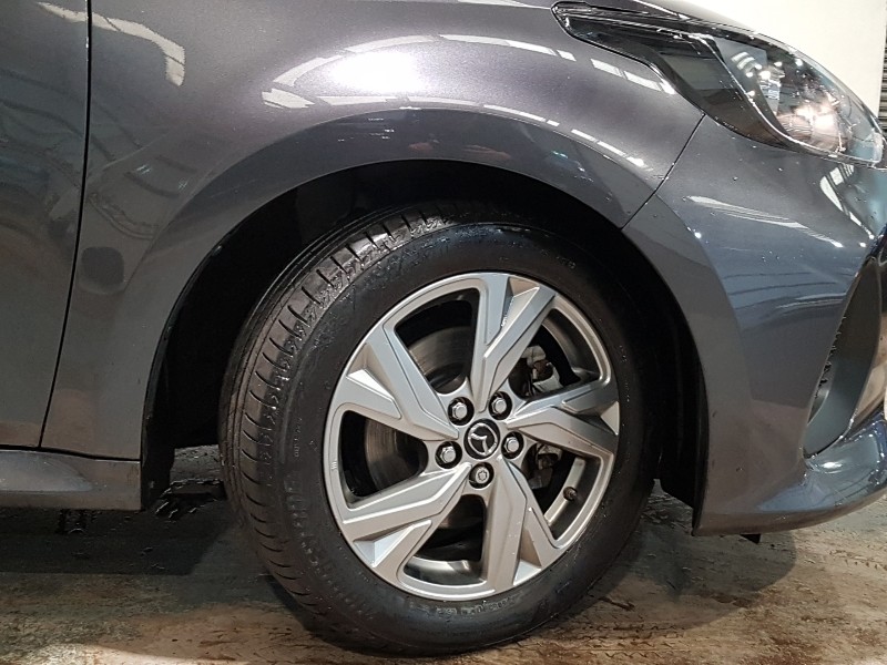 Used Mazda Mazda2 HYBRID 2024 for sale - 76437414: Photo 9