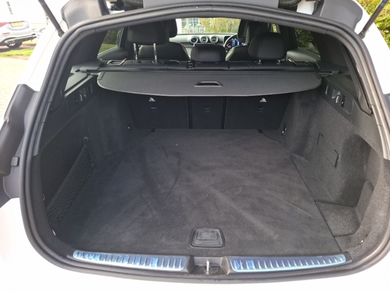 Used Mercedes-Benz C-Class 2024 for sale - 76070899: Photo 8
