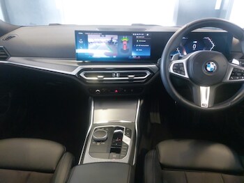 Used BMW 3 Series 2023 for sale - 76571902: Photo