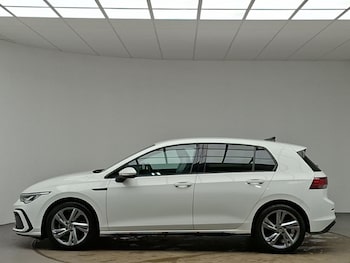 Used Volkswagen Golf 2023 for sale - 77740617: Photo