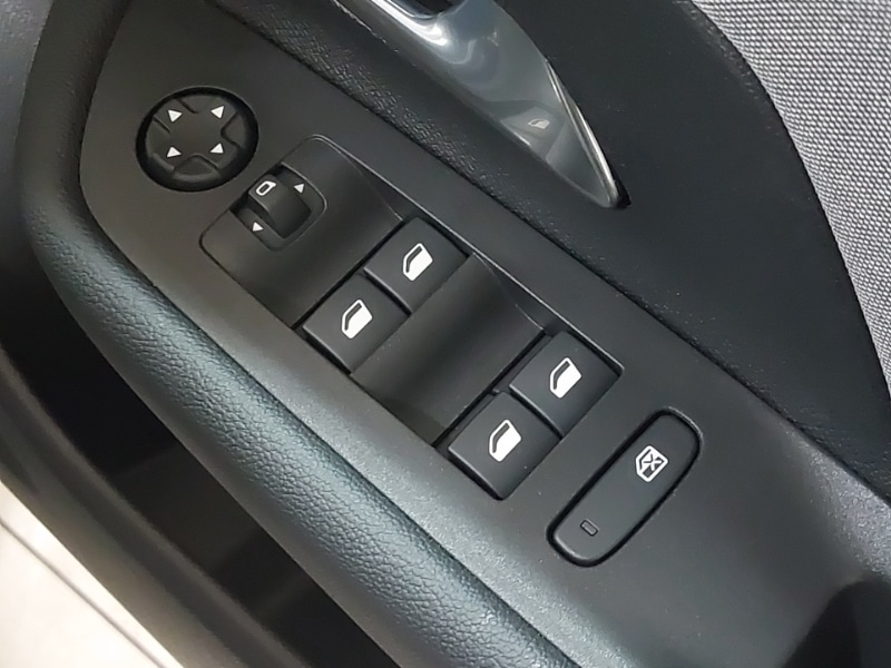 Used Vauxhall Mokka 2025 for sale - 76822456: Photo 12