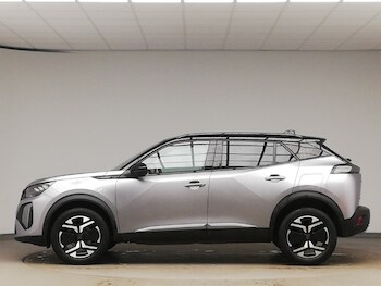 Used Peugeot 2008 2023 for sale - 76947795: Photo