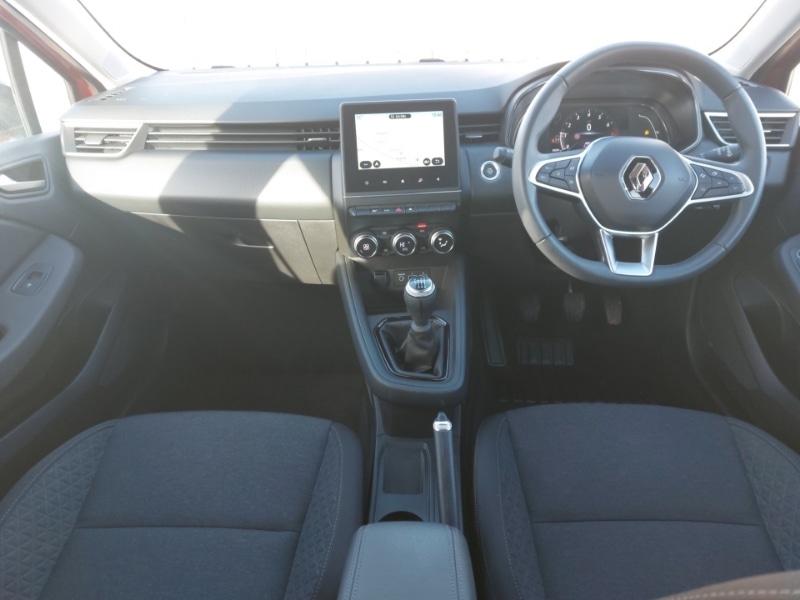 Used Renault Clio 2023 for sale - 76365885: Photo 2
