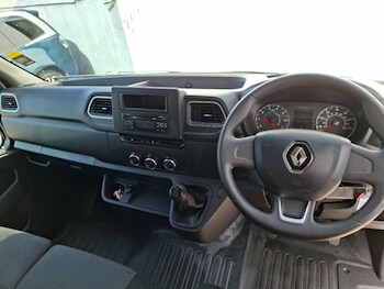 Used Renault Master 2023 for sale - 75455296: Photo