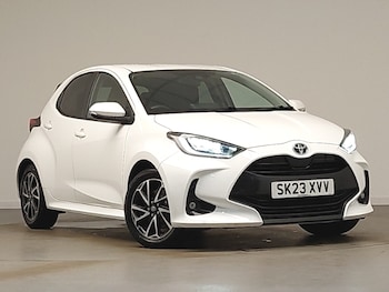 Used Toyota Yaris 2023 for sale - 77476145: Photo