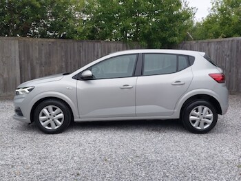 Used Dacia Sandero 2023 for sale - 76182786: Photo