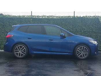 Used BMW 2 Series 2022 for sale - 77637322: Photo