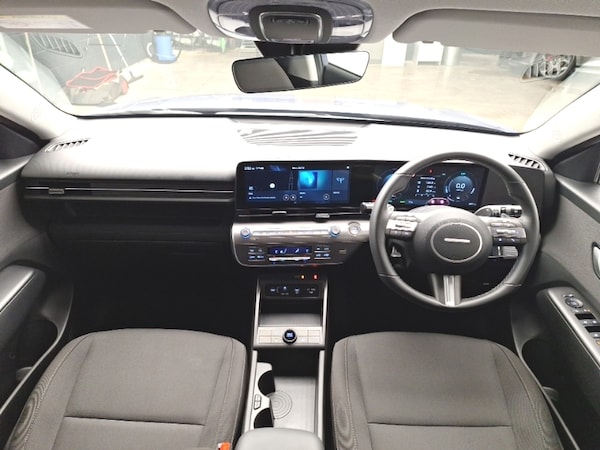 Used Hyundai KONA 2025 for sale - 76325297: Photo 2