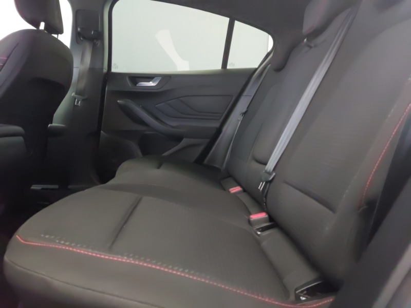 Used Ford Focus 2022 for sale - 77992115: Photo 6