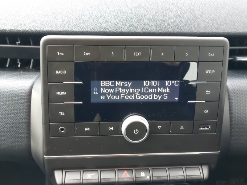 Used Renault Clio 2020 for sale - 78080183: Photo 10