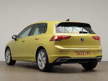 Used Volkswagen Golf 2023 for sale - 78099586: Photo