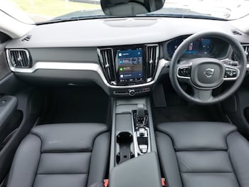 Used Volvo V60 2025 for sale - 78699956: Photo