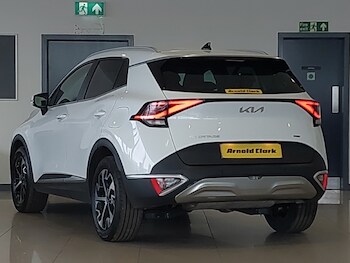 Used Kia Sportage 2024 for sale - 77270015: Photo