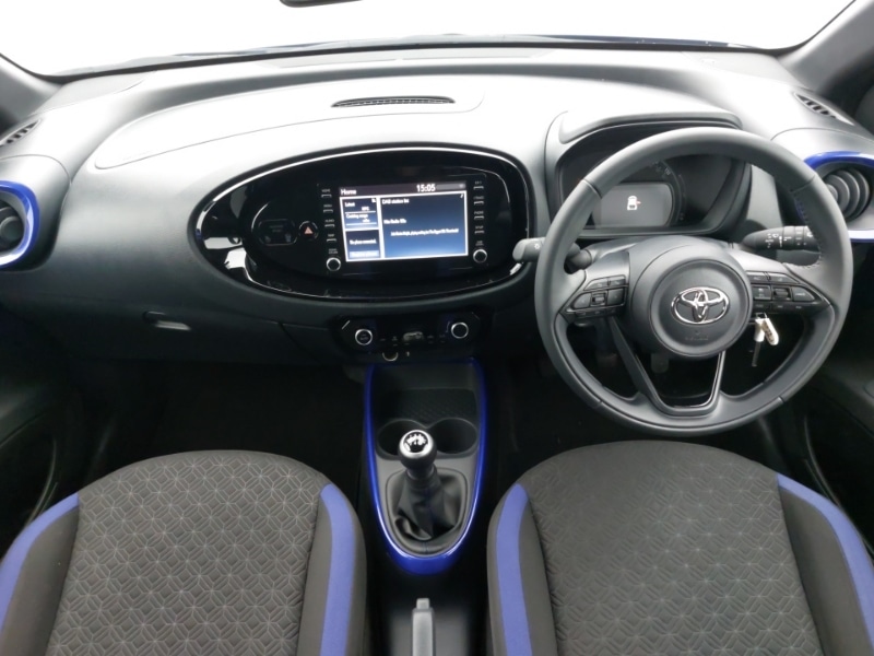 Used Toyota Aygo X 2022 for sale - 76471968: Photo 2