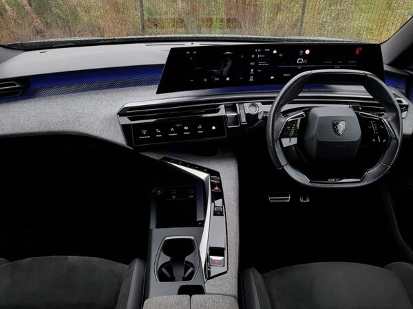 Used Peugeot 5008 2024 for sale - 76145348: Photo 2