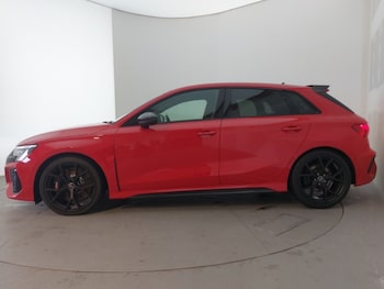 Used Audi RS3 2023 for sale - 77130384: Photo