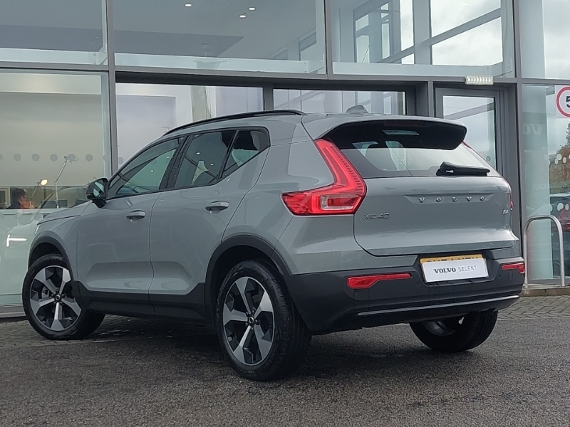 Used Volvo XC40 2024 for sale - 76375149: Photo 3