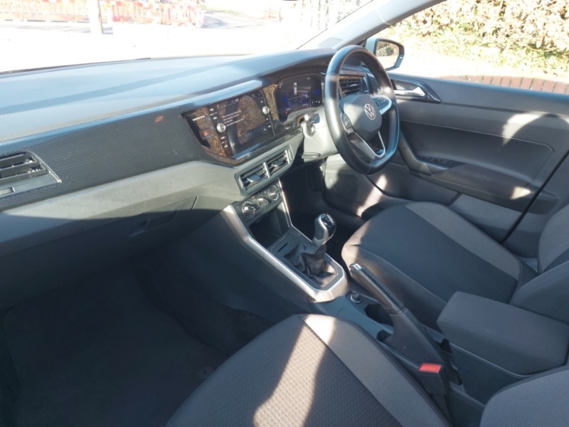 Used Volkswagen Polo 2023 for sale - 77882000: Photo 5