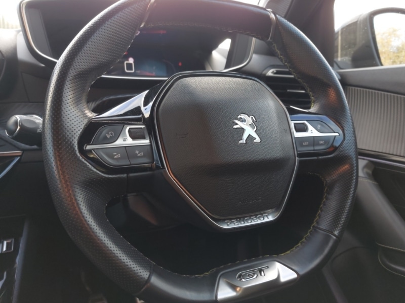 Used Peugeot 2008 2021 for sale - 76666446: Photo 11