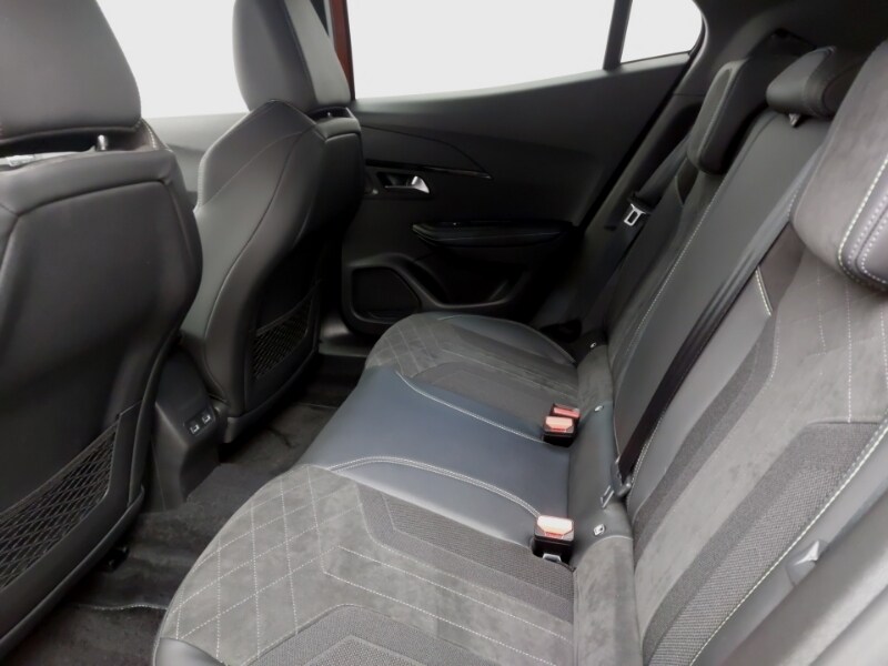 Used Peugeot 2008 2021 for sale - 76682971: Photo 6